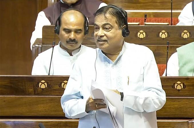 Only some vehicles produced before 2016 may require minor tweaks for E20 fuel: Gadkari Only some vehicles produced before 2016 may require minor tweaks for E20 fuel: Gadkari
