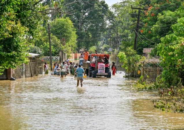 Assam floods: Kartik Aaryan donates Rs 1 crore, Alia Bhatt joins in, death toll rises to 80 Assam floods: Kartik Aaryan donates Rs 1 crore, Alia Bhatt joins in, death toll rises to 80