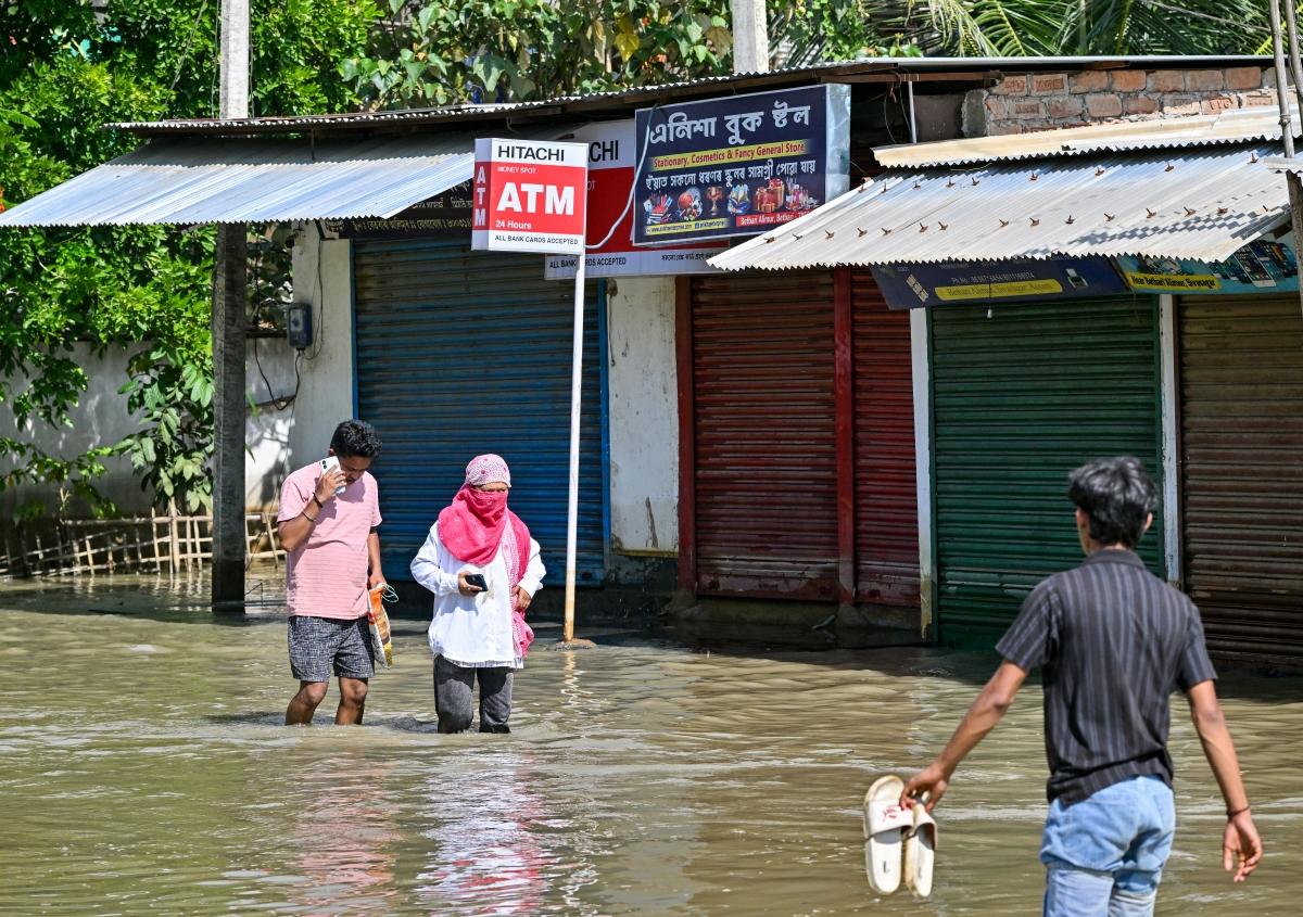 Assam floods: Kartik Aaryan donates Rs 1 crore, Alia Bhatt joins in, death toll rises to 80