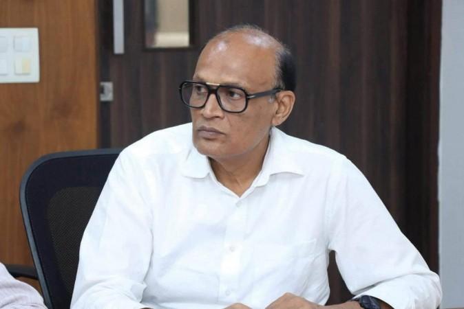 BJP Retains Gujarat's Manjalpur Seat, Satish Patel Wins Bypoll By 30,000 Votes BJP Retains Gujarat's Manjalpur Seat, Satish Patel Wins Bypoll By 30,000 Votes
