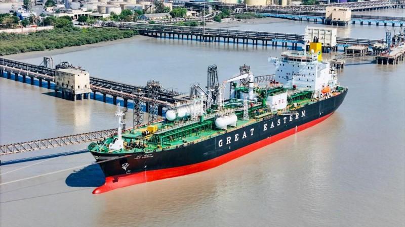 62 India-bound ships sail safely through Hormuz as India strengthens maritime safety measures; Iran, Oman reportedly near reopening deal 62 India-bound ships sail safely through Hormuz as India strengthens maritime safety measures; Iran, Oman reportedly near reopening deal