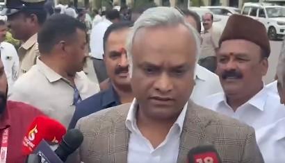 Karnataka: Kumaraswamy urges NICE toll boycott; Priyank Kharge warns against vigilantism over migrants