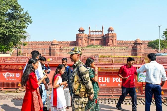 Delhi High Court, IGI Airport among six places in national capital to receive bomb threats on eve of Independence Day Delhi High Court, IGI Airport among six places in national capital to receive bomb threats on eve of Independence Day
