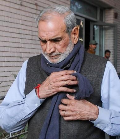 Sajjan Kumar, convicted in 1984 anti-Sikh riots cases, dies at 80 Sajjan Kumar, convicted in 1984 anti-Sikh riots cases, dies at 80