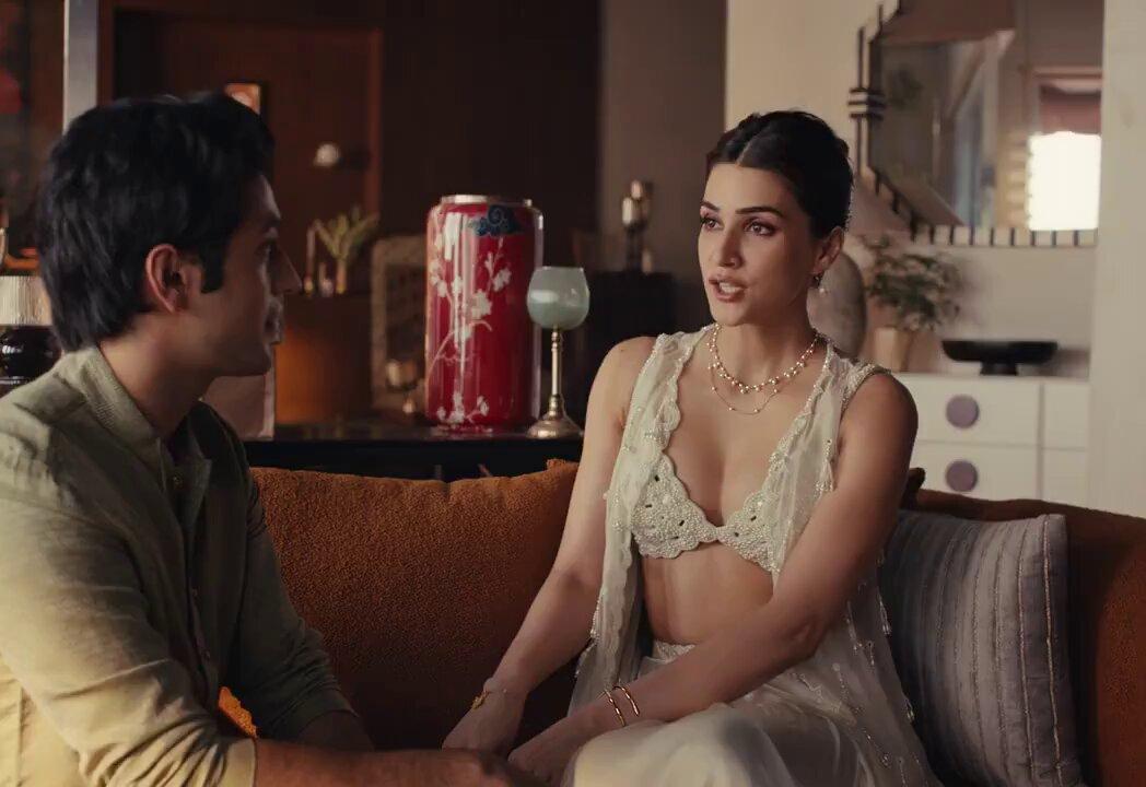 'When Will We Stop Telling Women What To Wear?': Did Kriti Sanon React To Kangana Ranaut's 'Bikini' Remark Over Raksha Bandhan Ad?