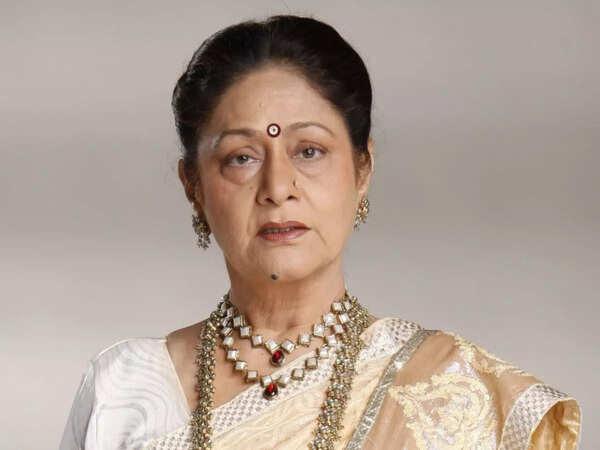 Filmmaker and actress Aruna Irani's husband Kuku Kohli has passed away at the age of 77. Kohli, best known for introducing Ajay Devgn to the film industry with Phool Aur Kaante, died at Kokilaben Hospital.