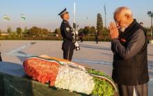 PM Modi lays wreath at Tashkent's Yangi Uzbekistan Park