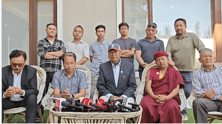 Ladakhi groups
