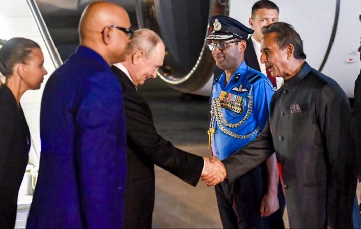 Putin Arrives In Delhi For BRICS Summit; Talks With PM Modi, Bilateral Meetings On Agenda Putin Arrives In Delhi For BRICS Summit; Talks With PM Modi, Bilateral Meetings On Agenda