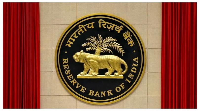 RBI Proposes 60-Day Debit Freeze On Suspected Fraud Accounts Under New Money Mule Rules