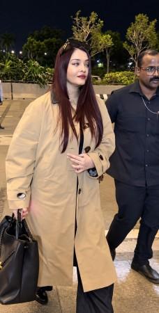Timeless beauty: Aishwarya Rai Bachchan debuts new red hair look; daughter Aaradhya skips accompanying mom for Paris Fashion Week