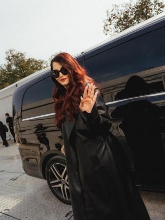 Aishwarya Rai Bachchan fat- and age-shamed for body-hugging black velvet dress, flaunts red hair, wears tiara at PFW runway; fans say 'she looks huge' Aishwarya Rai Bachchan fat- and age-shamed for body-hugging black velvet dress, flaunts red hair, wears tiara at PFW runway; fans say 'she looks huge'