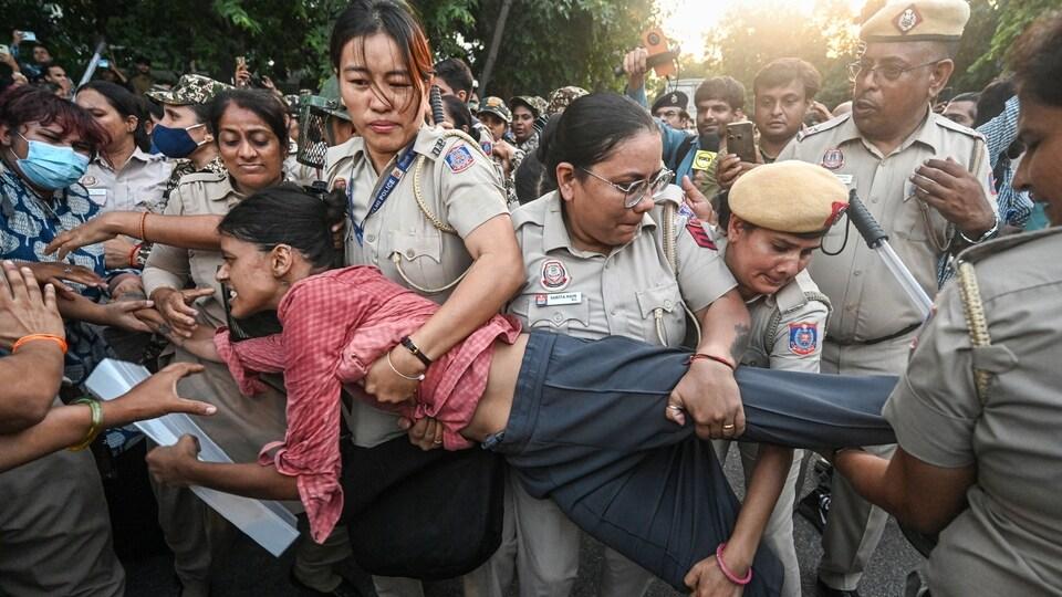 Delhi Police skip name tags at Jantar Mantar; CJP's Saurav Das alleges govt plans arrests ahead of Oct 10 protest