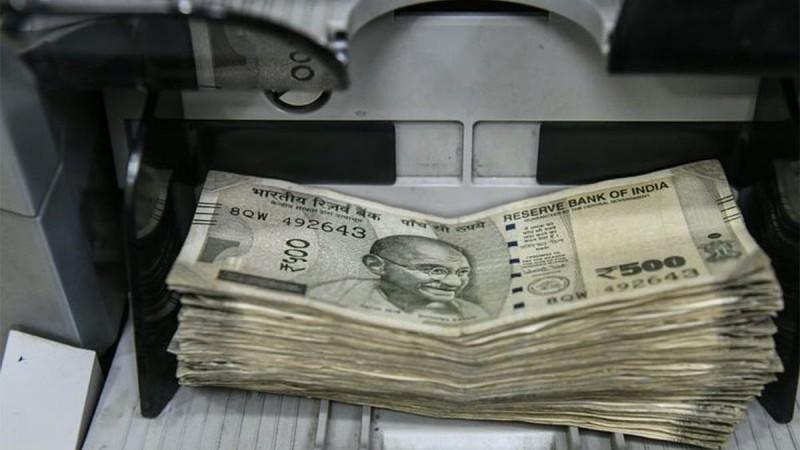 Rupee falls 22 paise to 96.57 against US dollar after RBI repo rate hike; Sanjay Malhotra says currency is undervalued Rupee falls 22 paise to 96.57 against US dollar after RBI repo rate hike; Sanjay Malhotra says currency is undervalued