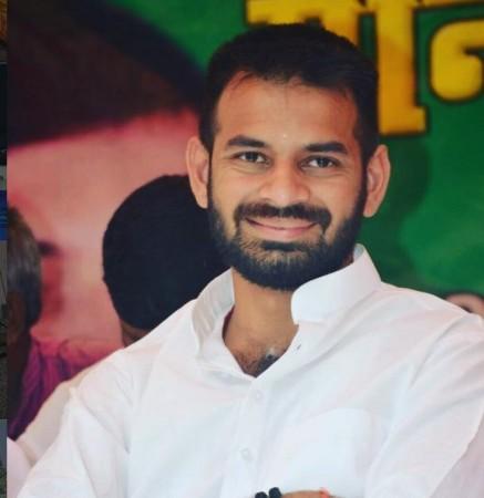 'Caught Aishwarya chatting with ex-boyfriend, telling him Love you': Tej Pratap Yadav gets emotional, alleges his ex-wife cheated on him