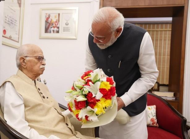BJP veteran LK Advani admitted to Delhi's Apollo Hospital with chest infection, under observation BJP veteran LK Advani admitted to Delhi's Apollo Hospital with chest infection, under observation
