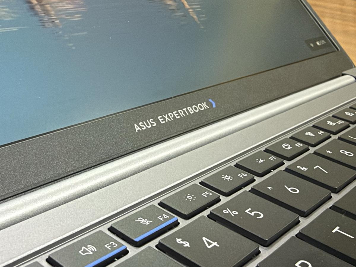 Asus ExpertBook P5 review Asus ExpertBook P5 review