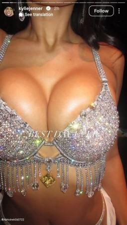 Kylie Jenner wears Rs 210 crore diamond bra, lacy lingerie at Victoria's Secret runway show