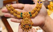 China steps up gold purchases amid rising geopolitical tensions