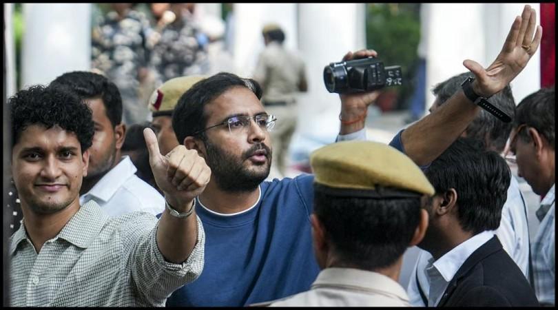 CJP leaders Saurav Das, Ashutosh Ranka move Delhi High Court against extension of judicial custody CJP leaders Saurav Das, Ashutosh Ranka move Delhi High Court against extension of judicial custody