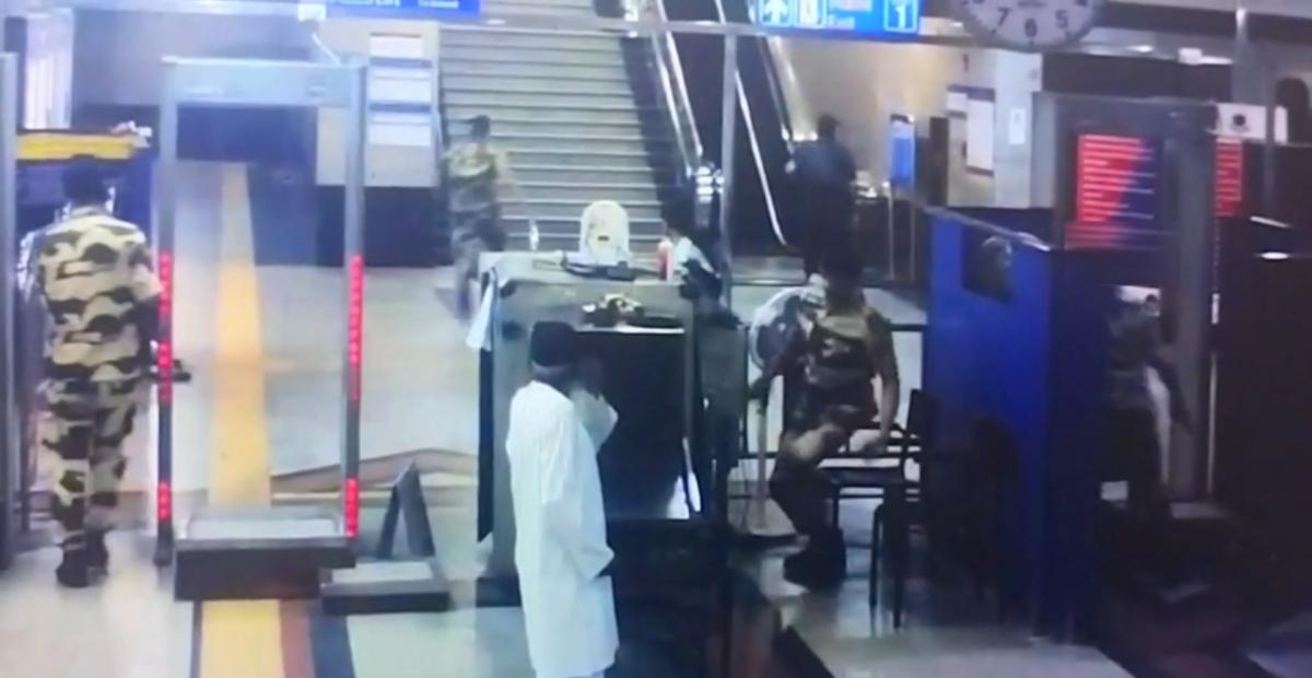 CISF personnel nabs man attempting to flee Delhi's Jama Masjid metro station after suspicious object spotted during checking
