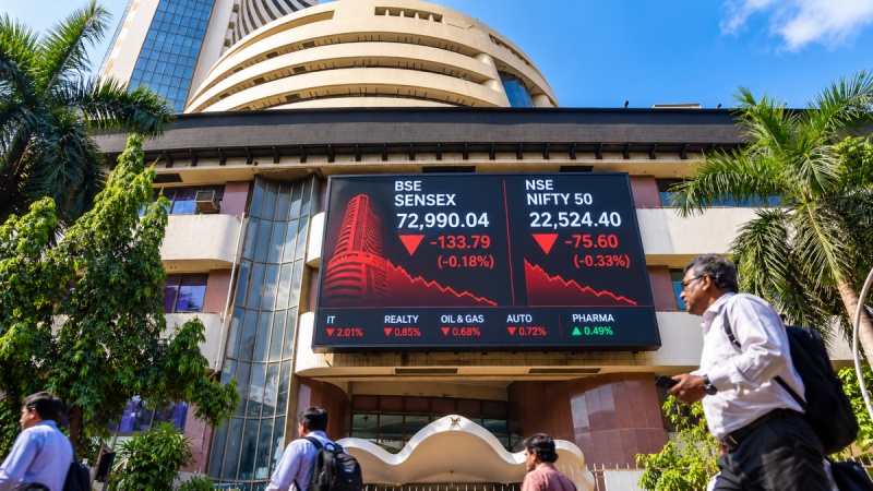Sensex falls 134 points, Nifty slips below 22,600 amid crude oil prices and West Asia tensions Sensex falls 134 points, Nifty slips below 22,600 amid crude oil prices and West Asia tensions