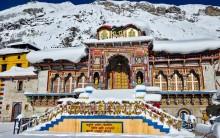 Helicopter returning from Badrinath Dham crashes near Joshimath, search operation underway