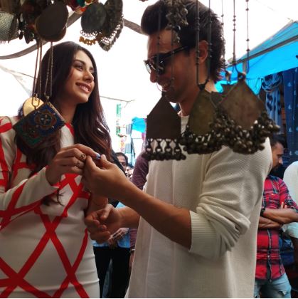 LoveYatri: It's a sunny day out for Aayush Sharma and Warina Hussain at Delhi Aayush Sharma and Warina Hussain,Aayush Sharma,Warina Hussain,LoveYatri,LoveYatri promotion,LoveYatri movie promotion,LoveYatri promotion pics,LoveYatri promotion images,LoveYatri promotion stills,LoveYatri promotion pictures