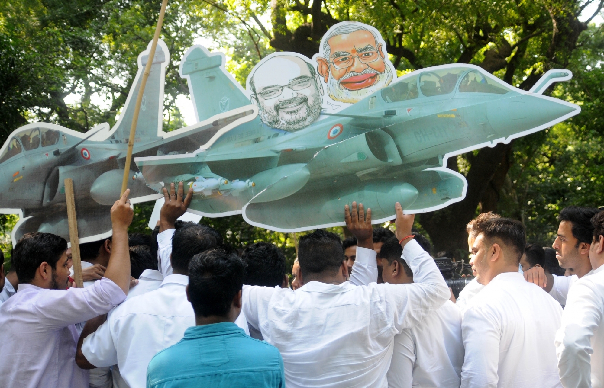 Karnataka Youth Congress Stages Protest In Delhi - Photos,Images ...