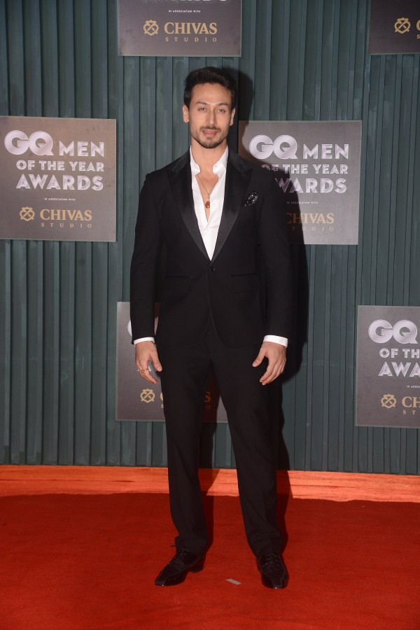 Tiger Shroff Karan Johar,Radhika Apte,Tiger Shroff,Diana Penty,GQ Awards,GQ Awards 2018,GQ men of the year awards,GQ Men of the Year Awards 2018,Celebs at GQ Men of the Year Awards,GQ Men of the Year Awards pics,GQ Men of the Year Awards images,GQ Men of the Year Awar