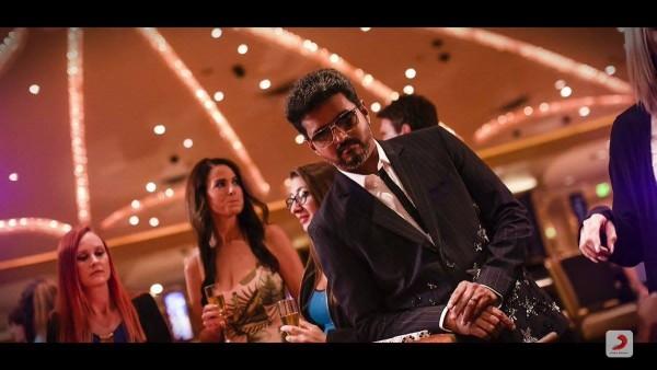 Sarkar movie stills: Vijay's romantic pics with Keerthy Suresh - Photos