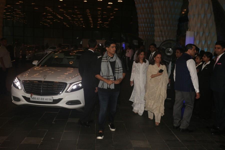 Manish Malhotra Asha Bhosle,Kareena Kapoor,Madhuri Dixit,Sanjay Kapoor,Saif Ali Khan,Krishna Raj Kapoor prayer meet,Krishna Raj Kapoor prayer meet pics,Krishna Raj Kapoor prayer meet images,Krishna Raj Kapoor prayer meet stills,Krishna Raj Kapoor prayer meet pictures