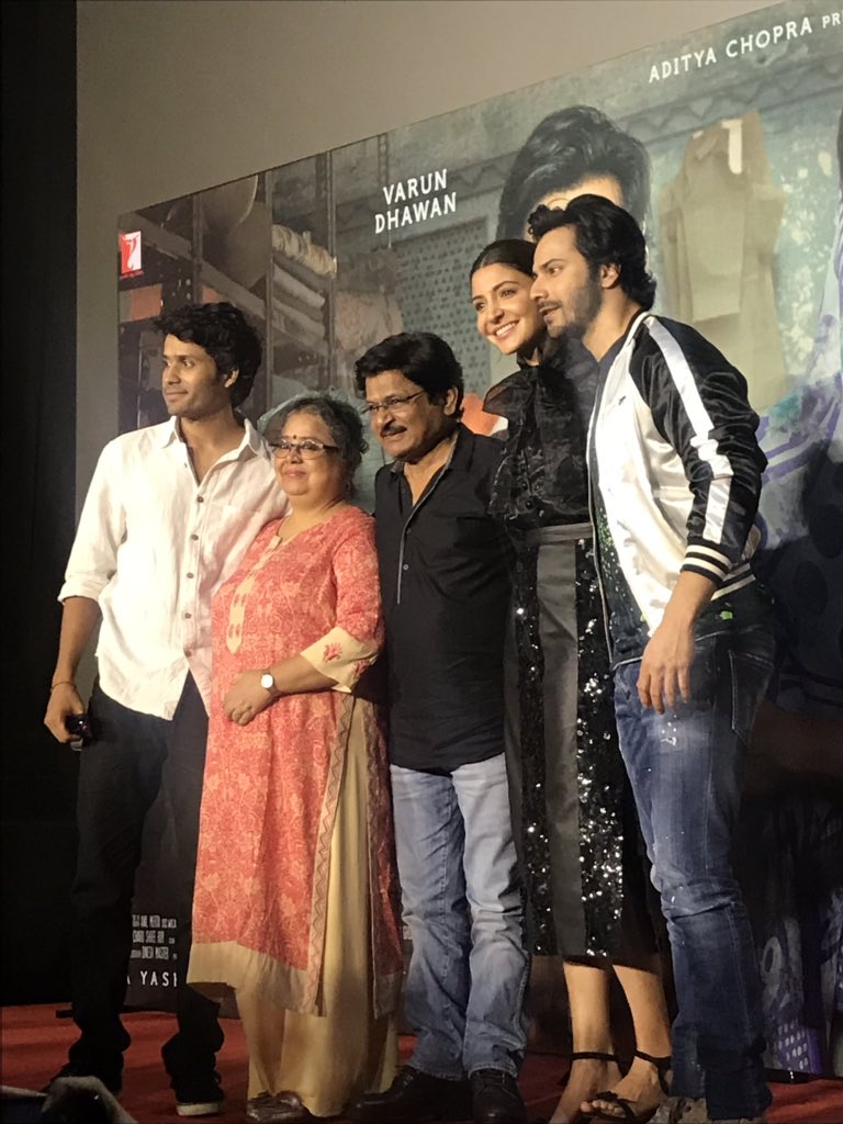 Celebs at Sui Dhaaga's success bash Anushka Sharma and Varun Dhawan,Anushka Sharma,Varun Dhawan,Sui Dhaaga success meet,Sui Dhaaga success meet pics,Sui Dhaaga success meet images,Sui Dhaaga success meet stills,Sui Dhaaga success meet pictures,Sui Dhaaga success meet photos
