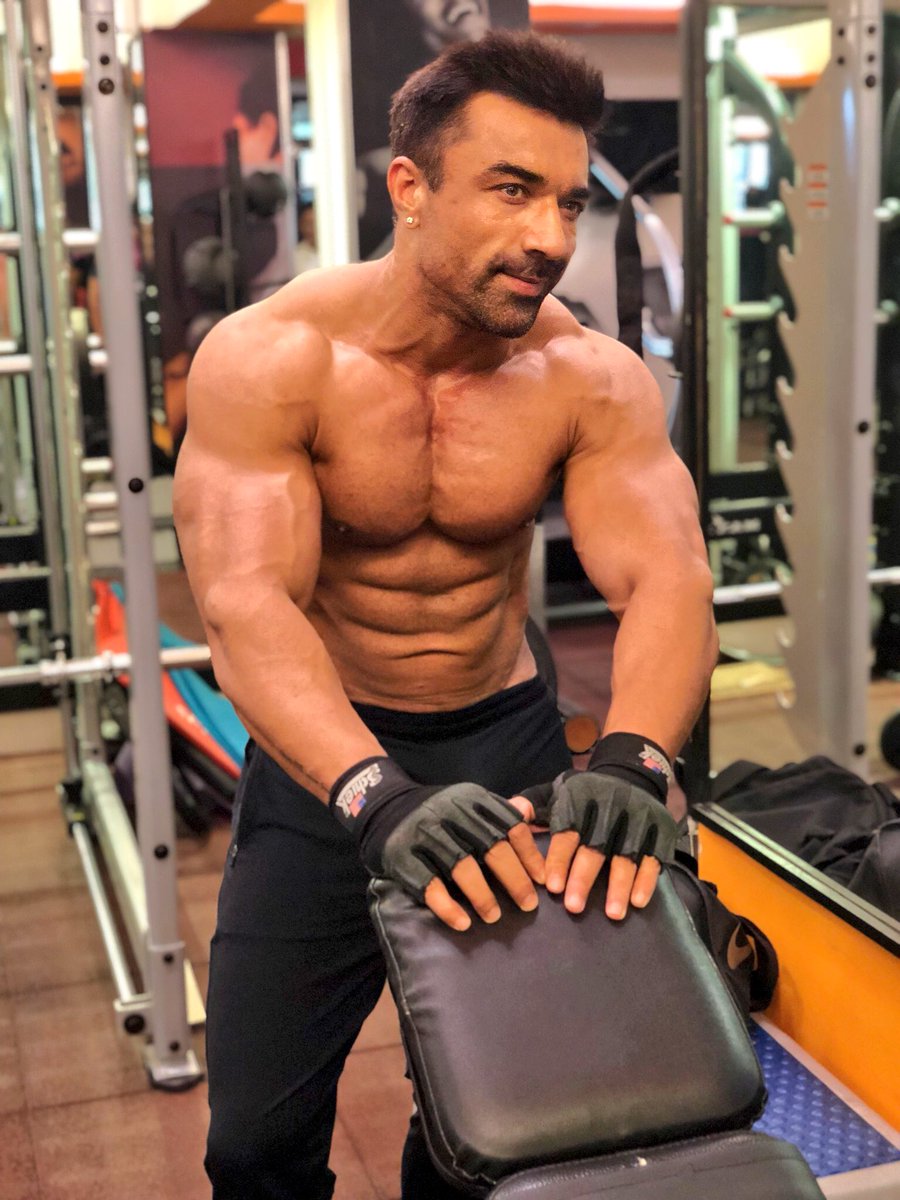 Ajaz Khan's body transformation in Bose will stun you - Photos,Images ...