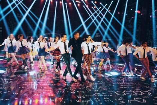 Will Smith shakes a leg with Tiger Shroff in 'Student Of The Year 2'
