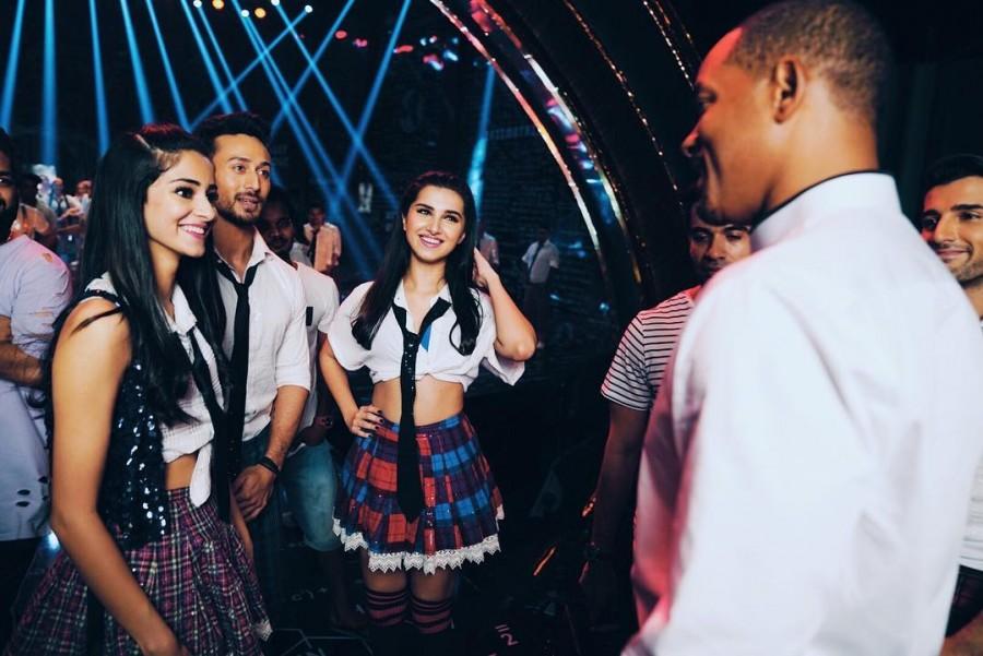 Will Smith shakes a leg with Tiger Shroff in 'Student Of The Year 2' Will Smith,Will Smith dances with Tiger Shroff,Tiger Shroff,Student of the Year 2,Will Smith at Student of the Year 2,Student of the Year 2 on the sets,Tara Sutaria,Ananya Panday