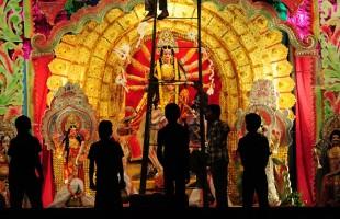 Durga Puja festival,Navaratri 2018,Navaratri,Navaratri celebration,Navaratri wishes,Navaratri sms,Navaratri greetings,Navaratri pics,Navaratri images,Navaratri stills,Navaratri pictures,Navaratri photos