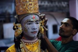 Durga Puja festival,Navaratri 2018,Navaratri,Navaratri celebration,Navaratri wishes,Navaratri sms,Navaratri greetings,Navaratri pics,Navaratri images,Navaratri stills,Navaratri pictures,Navaratri photos