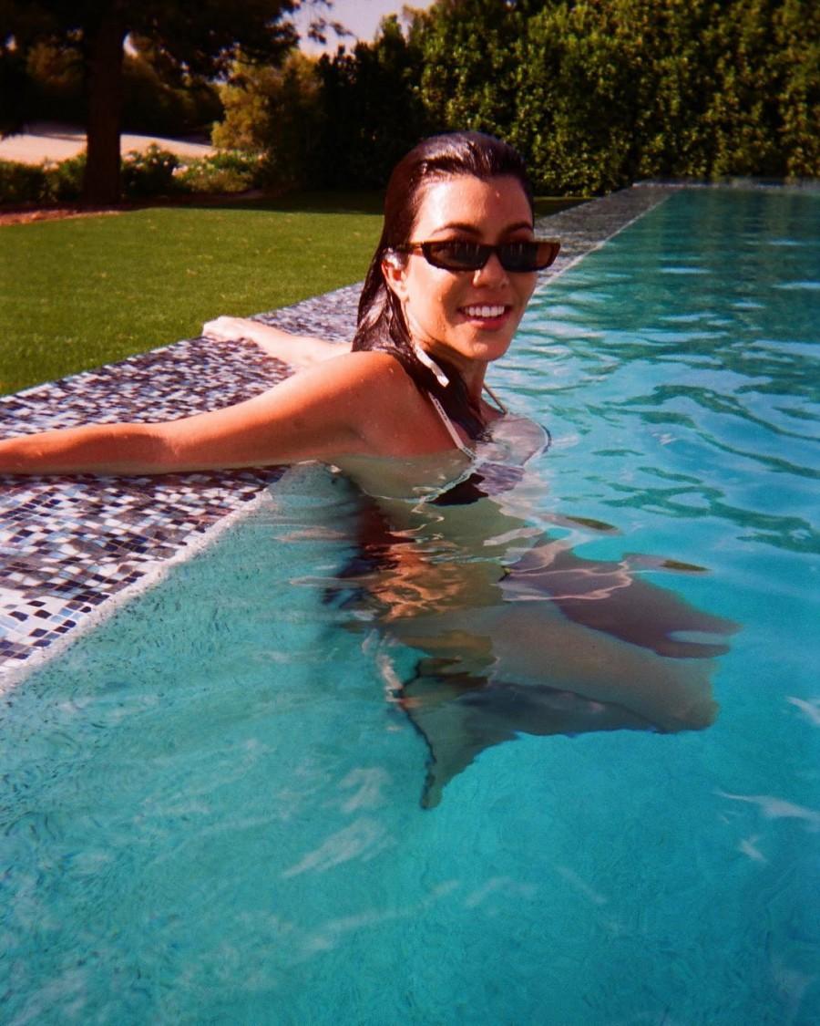 Kourtney Kardashian's latest pics will make your jaw drop—Check inside Kourtney Kardashian,Kourtney Kardashian bikini,Kourtney Kardashian bikini body,Kourtney Kardashian bikini pics,Kourtney Kardashian bikini images,Kourtney Kardashian bikini stills,Larsa Pippen,Larsa Pippen bikini