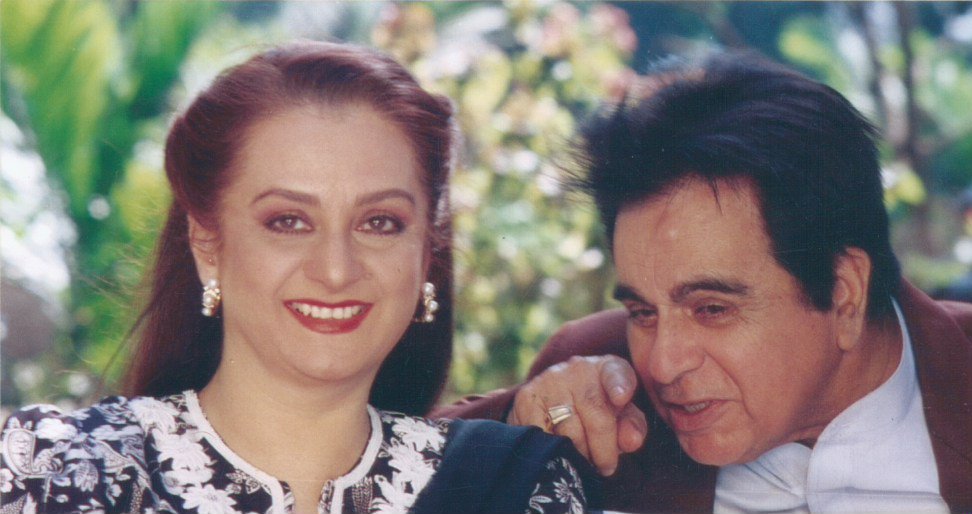 Saira Banu marks 52nd anniversary with throwback pic with Dilip Kumar ...