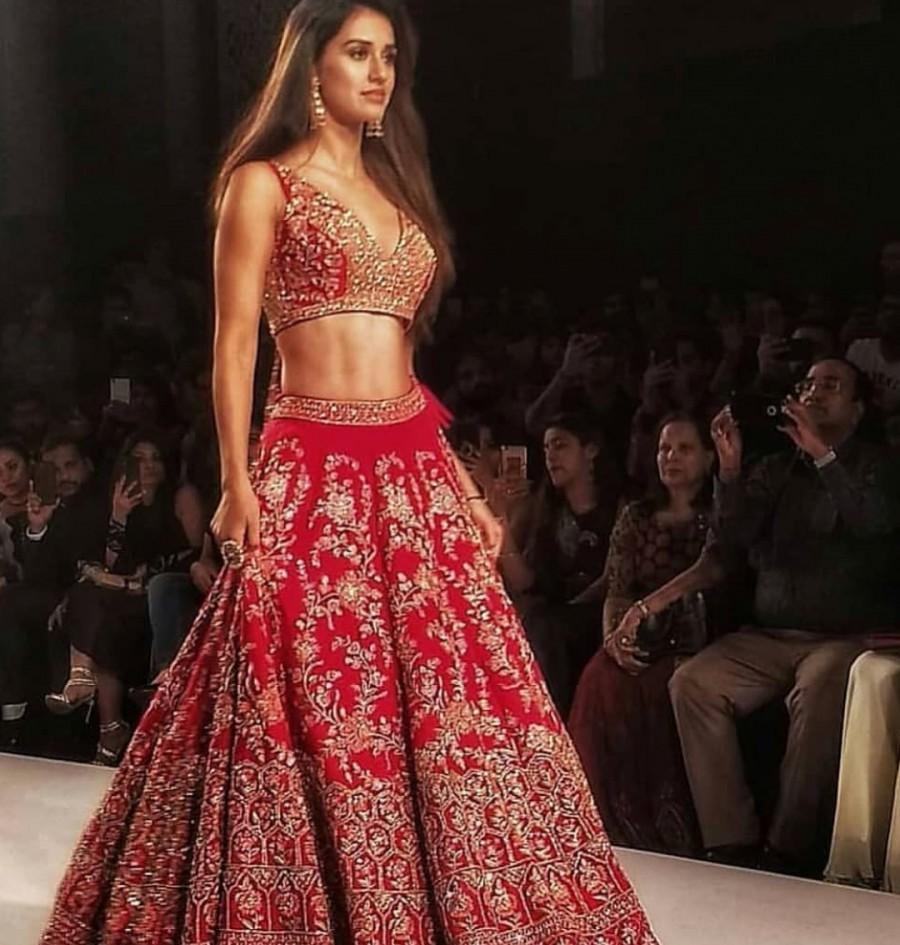 Disha Patani looks alluring as she walks the ramp Disha Patani,actress Disha Patani,Disha Patani at Kalki fashion week,Kalki fashion week,Disha Patani walks ramp,Disha Patani hot pics,Disha Patani hot images,Disha Patani hot stills,Disha Patani hot pictures,Disha Patani hot photos
