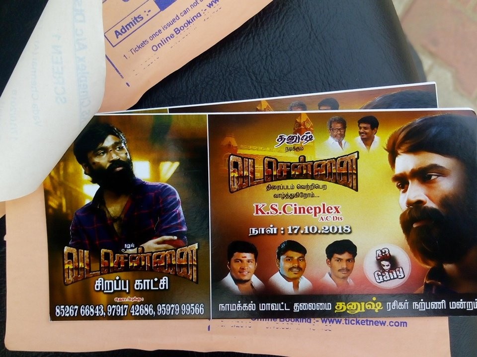Dhanush's fan celebrate Vada Chennai release Vada Chennai,Vada Chennai movie leaked,download Vada Chennai,Vada Chennai full movie,Vada Chennai celebration,Vada Chennai FDFS celebration,Vada Chennai FDFS,Dhanush,Dhanush fans