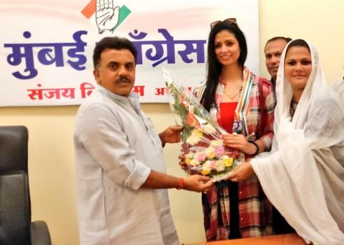 Mohammed Shami's estranged wife Hasin Jahan joins Congress