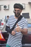 Celebs spotted,Hrithik Roshan,Kangana Ranaut,Ranveer Singh,Sonakshi Sinha,Mumbai Airport,mehboob studios,photos
