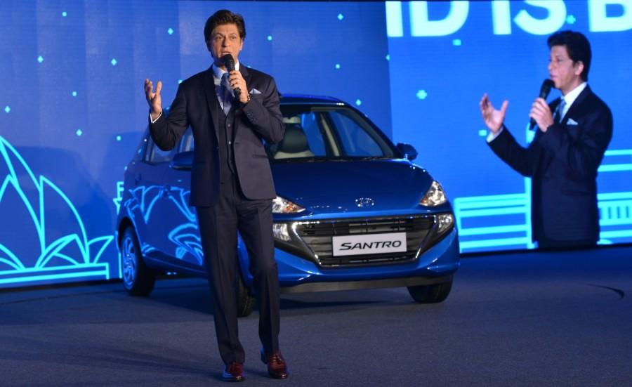 Shah Rukh Khan addresses during Hyundai Santro launch Shah Rukh Khan,actor Shah Rukh Khan,Hyundai ambassador Shah Rukh Khan,Hyundai Santro,New Hyundai Santro,Hyundai Santro 2018,new Hyundai Santro pics,new Hyundai Santro images,new Hyundai Santro stills,new Hyundai Santro pictures,new Hyundai Santro photos