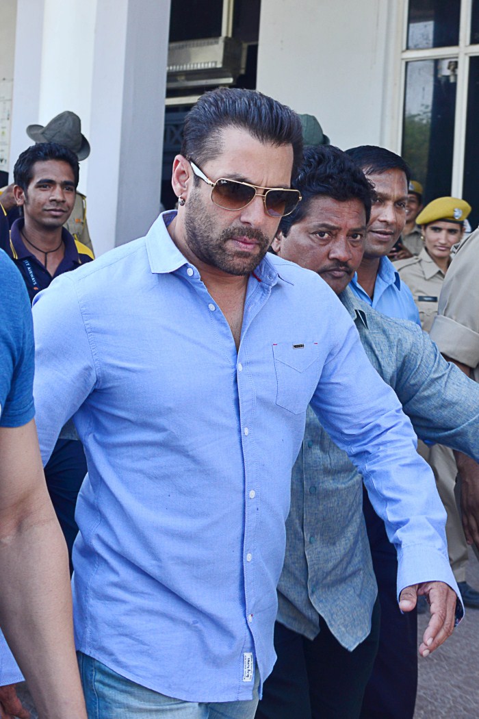 Arms Act Case: Salman Khan Appears In Jodhpur Court - Photos,Images ...