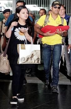 MS Dhoni, Sakshi and their daughter Ziva