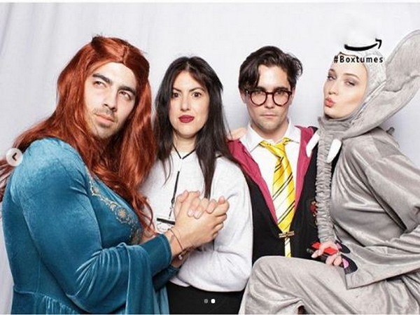 Joe Jonas dressed up as Sophie Turner's 'Game of Thrones' Character Sansa Stark for Halloween Joe Jonas,Joe Jonas as Sophie Turner,Sophie Turner,Game of Thrones,Sansa Stark,Halloween party,Halloween party pics,Halloween party images,Halloween party stills,Halloween party pictures,Halloween party photos