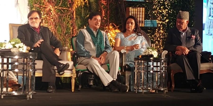 Shatrughan Singa, Hema Malini and Farooq Abdullah attend Sanjay Khan's autobiography launch Shatrughan Singa,Hema Malini,Farooq Abdullah,Sanjay Khan's autobiography launch,Sanjay Khan's autobiography,Sanjay Khan's autobiography launch pics,Sanjay Khan's autobiography launch images,Sanjay Khan's autobiography launch still