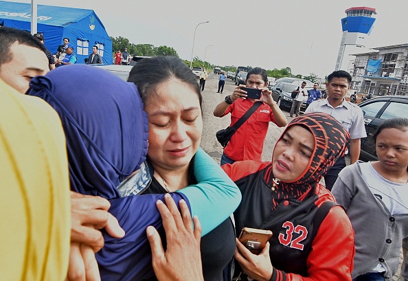 Lion Air crash: Boeing 737 plane crashes in sea off Jakarta Lion Air crash,Lion Air crash pics,Lion Air crash images,plane crashes,Indonesian airliner,Jakarta